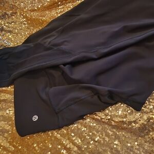 Lululemon wunder under size 8